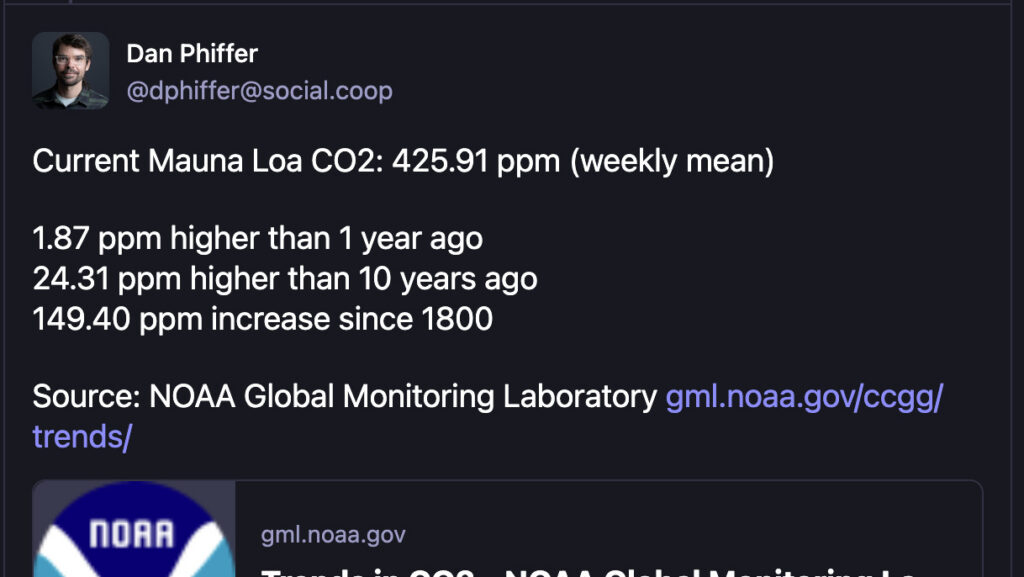 How much carbon is in the atmosphere?